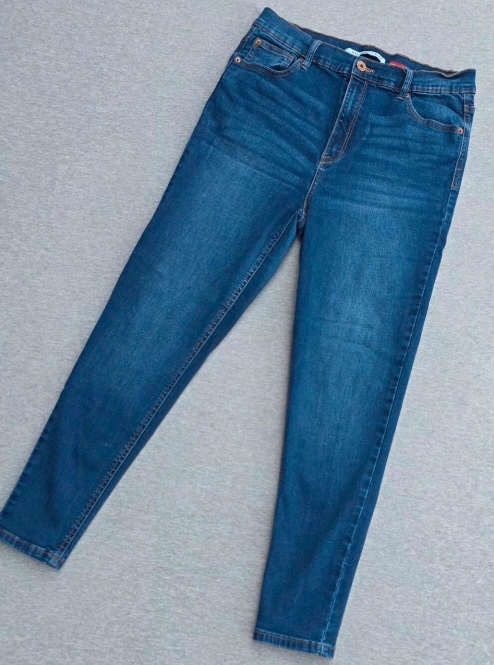 Celebrity Pink Women's Mid Rise Skinny Jeans Size 15/32 Stretch Denim Jeans